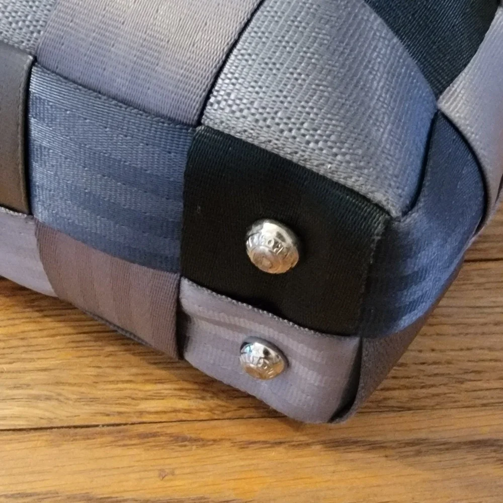 Harveys Original Seatbelt Bag Treecycle - Medium Zipper Top Handle Satchel Purse